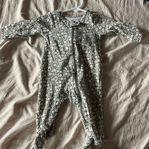 BABY GIRL PAJAMAS!